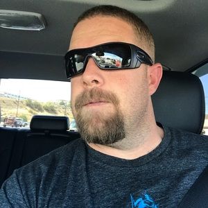 Meet your Posher, Ty